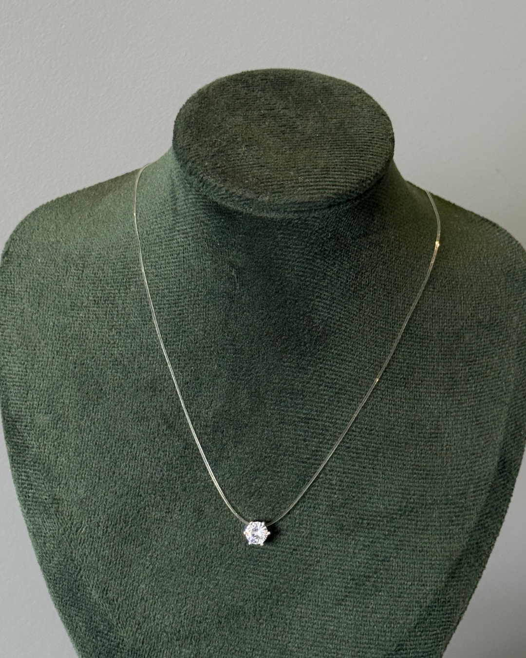 Choker Náilon Ponto de Luz