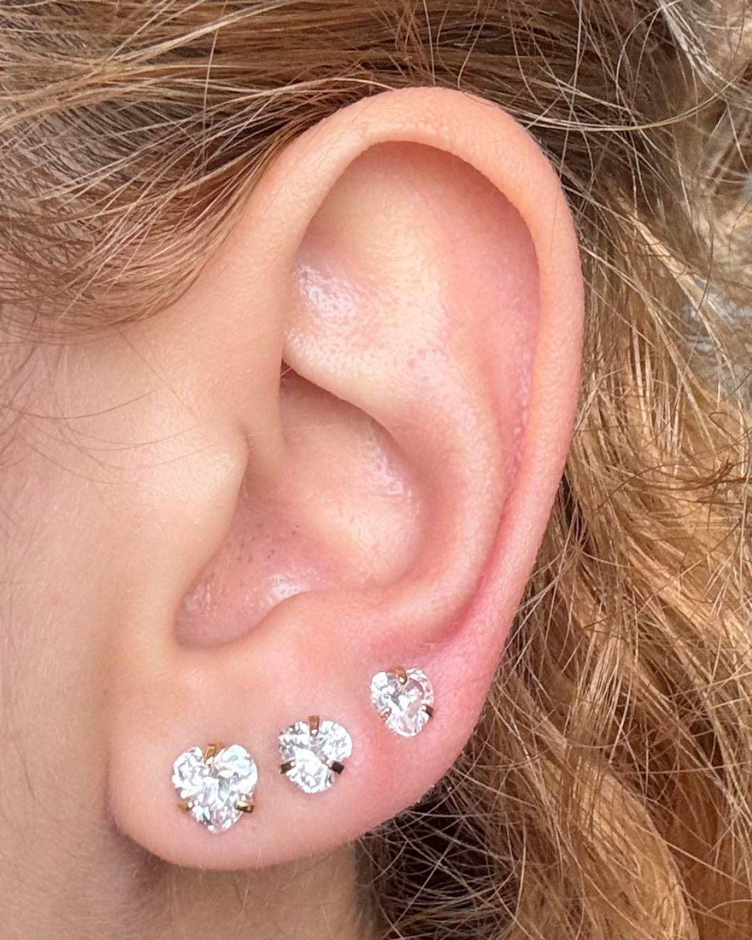 Brinco Trio Ponto de Luz de Coração